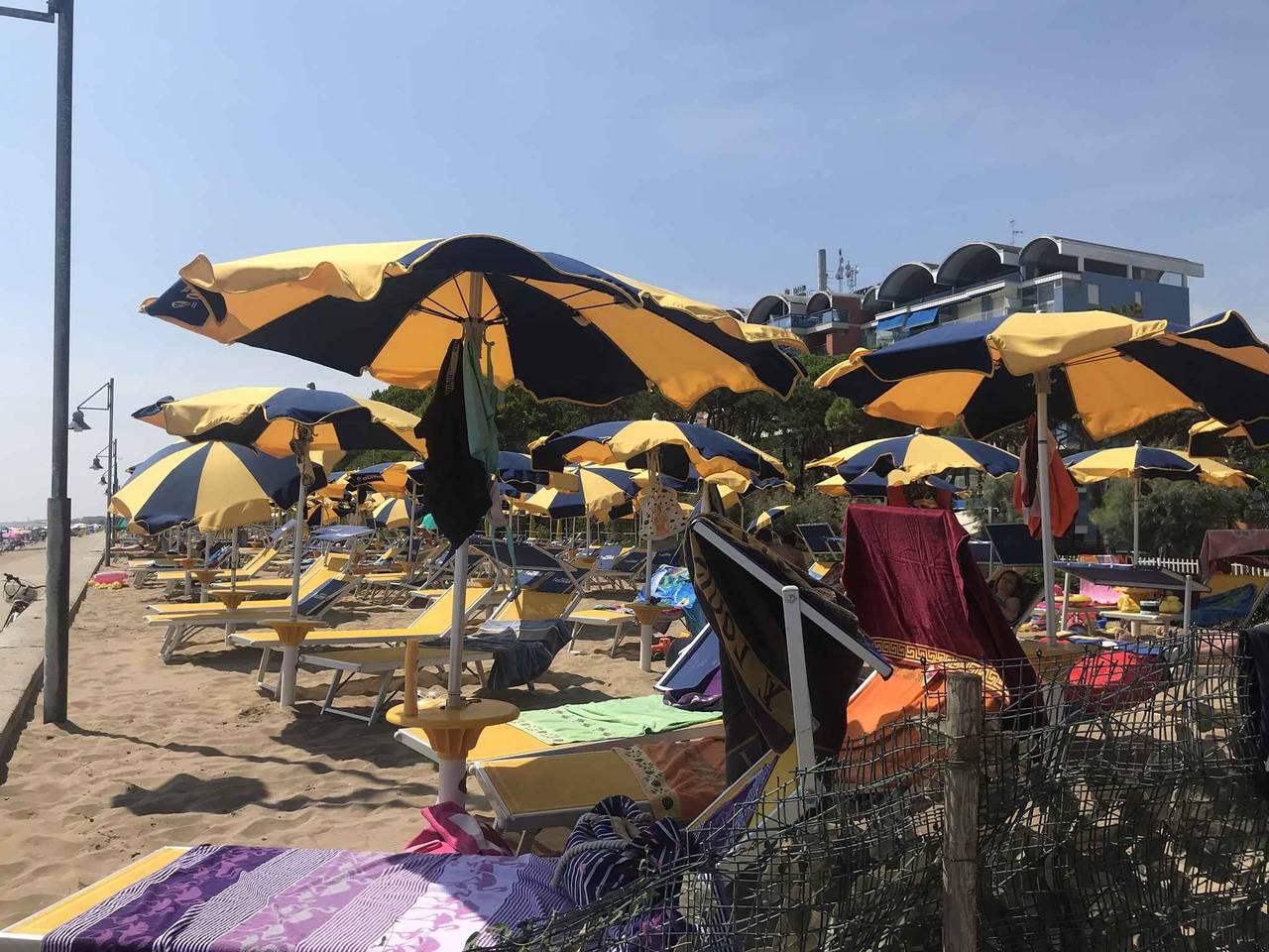 Ganze Ferienwohnung, Ferienwohnung in einer kleinen Residenz mit Pool in der Nähe des Meeres und in der Fußgängerzone  in Porto Santa Margherita, Caorle