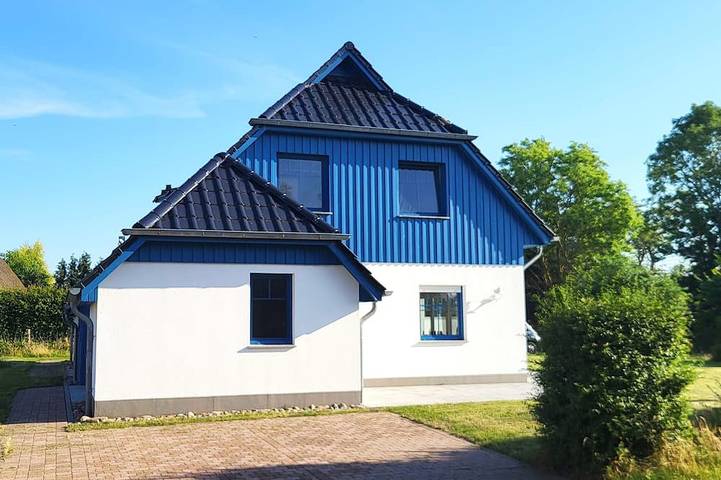 Ferienhaus für 8 Personen, mit Garten und Sauna