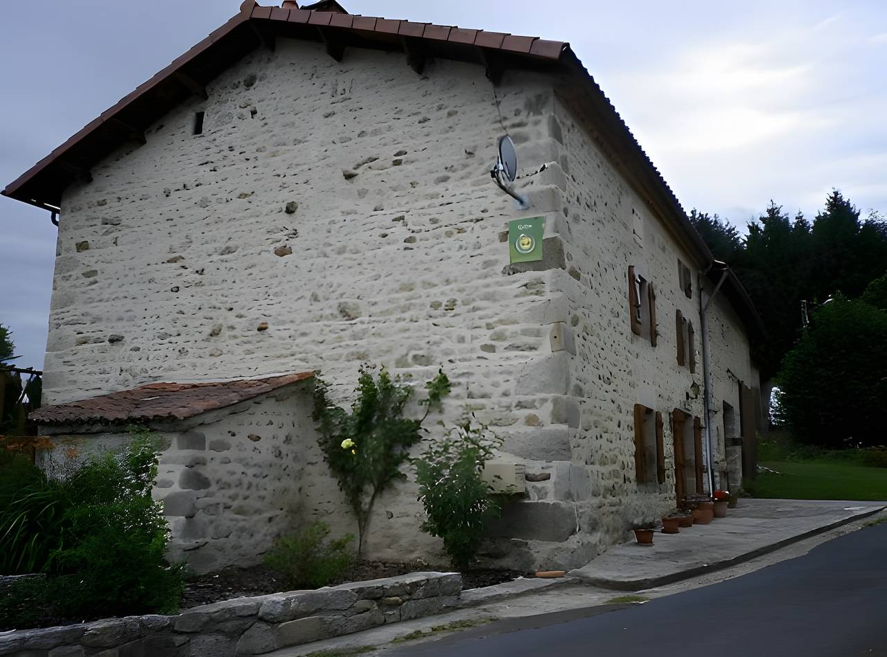 Ferienhaus „Gîte Champêtre, Voll ausgestattet“ mit Wlan in Saint-Éloy-la-Glacière, Regionaler Naturpark Livradois-Forez