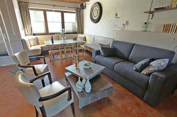 Maison d’hôte pour 6 personnes, avec jardin et vue à Houyet