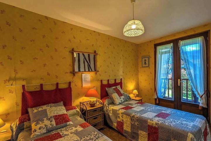 Location de vacances pour 5 personnes, avec jardin dans Izaut-de-l'Hôtel - 2