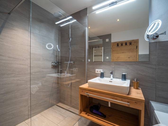 Ferienwohnung für 4 Personen, mit Terrasse in Pettneu am Arlberg - 4