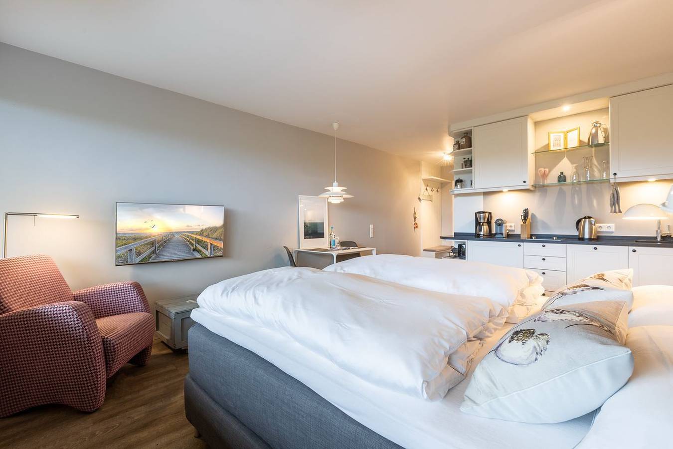 Ganze Wohnung, Klein aber fein! Sie wohnen direkt am Strandübergang ! in Wenningstedt, Sylt