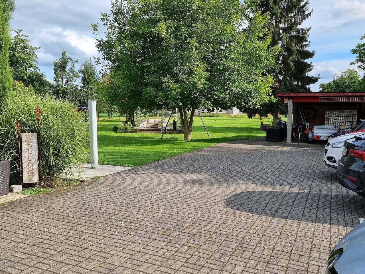 Ganze Ferienwohnung, Gästehaus Gravell - Nichtraucher-Doppelzimmer, 12 qm mit Wc und Dusche in Europa-Park, Rust