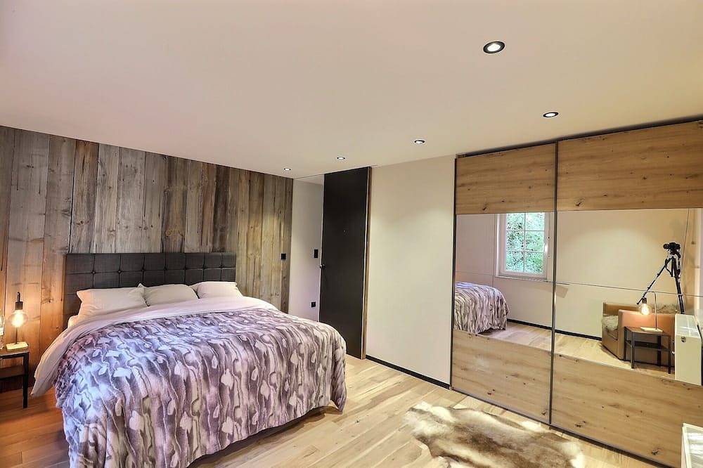 \" Le Cosy Cottage du Chêne \" \" Cozy Oakwood Cottage \" in Lasne, Wallonisch-Brabant