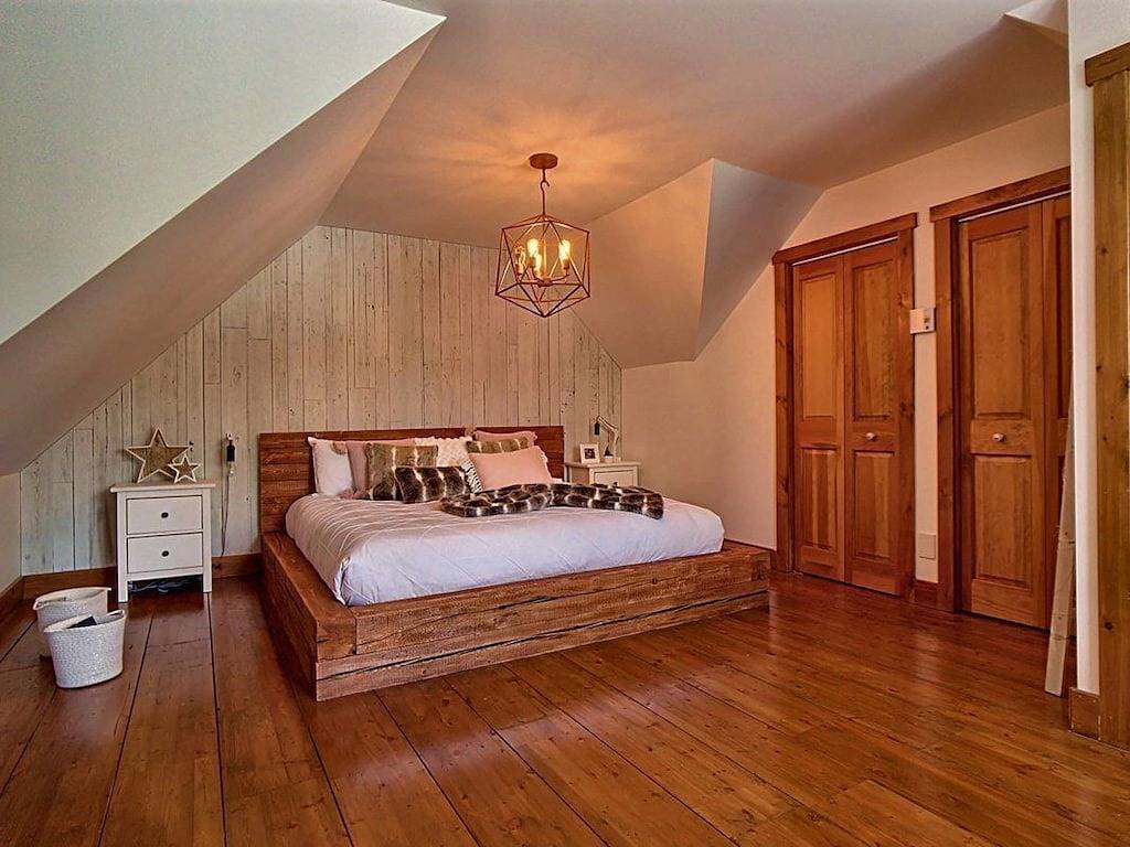 Rustic chic chalet in the forest in Le Massif