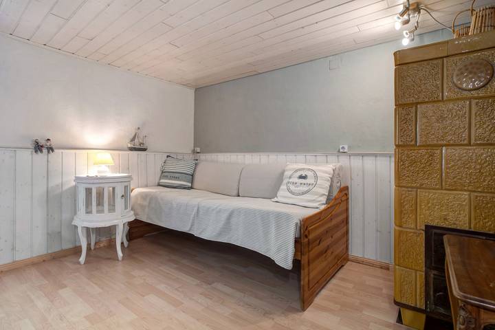 Ganze Wohnung, Ferienwohnung 'Alte Bauernkate' mit Privatterrasse in Süderholz, Vorpommern-Rügen