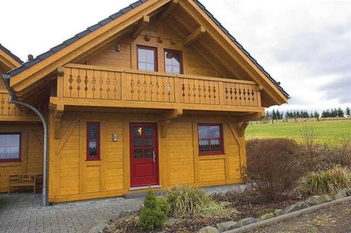 Ferienhaus für 4 Personen, mit Garten und Balkon, kinderfreundlich - 1