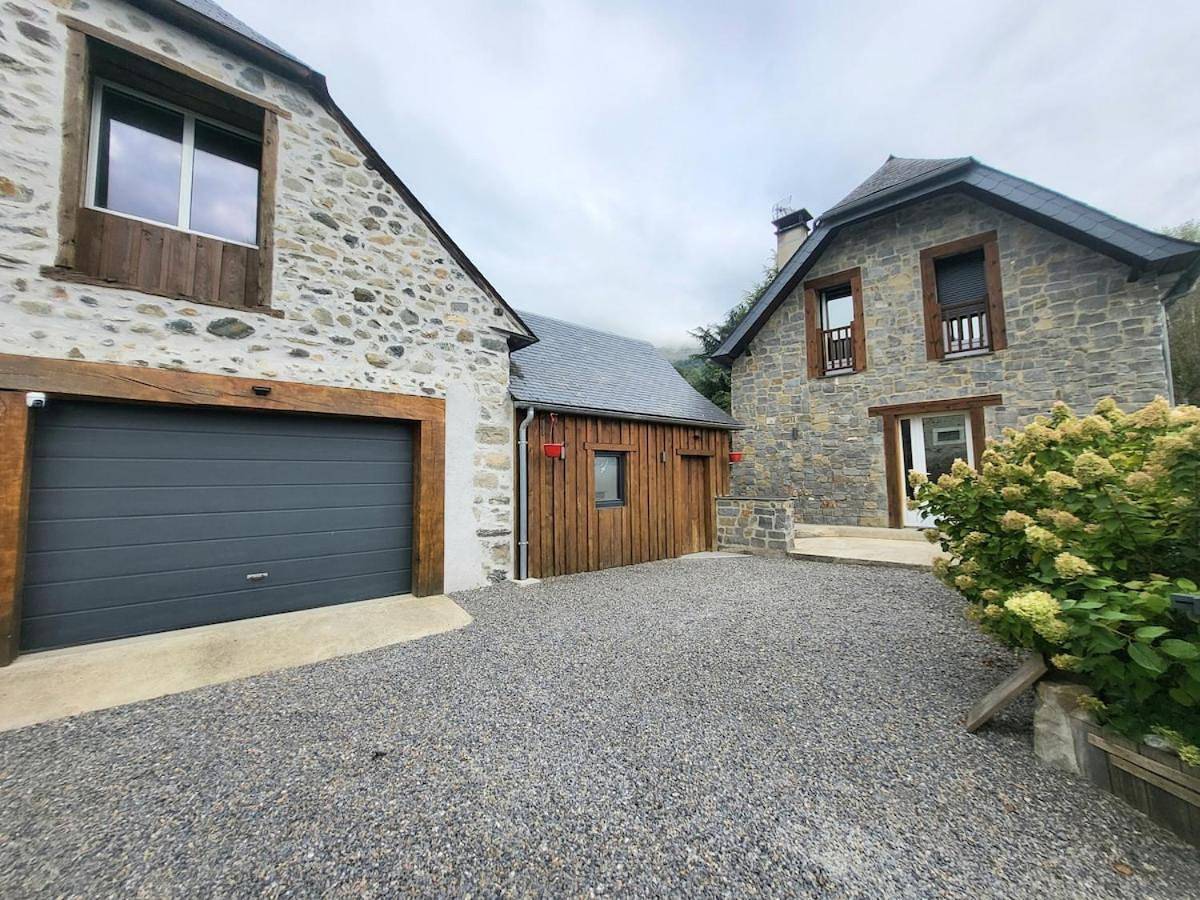 Maison des Cimes, Garden, cozy for 8 people in Ayzac-Ost, Pyrénées