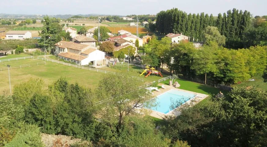 Zimmer für 2 Personen, mit Pool und Garten - 1