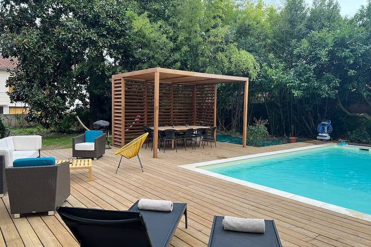 Villa für 10 Personen, mit Terrasse und Garten - 1