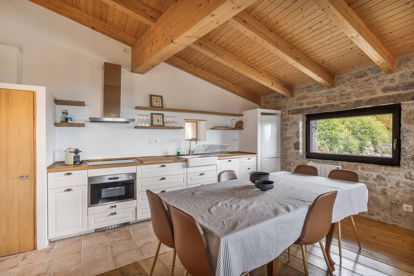 Casa Vacacional 'La Calma' con Vistas a la Montaña, Jardín Compartido y Wi-Fi in Ogassa, Pirineo Catalan