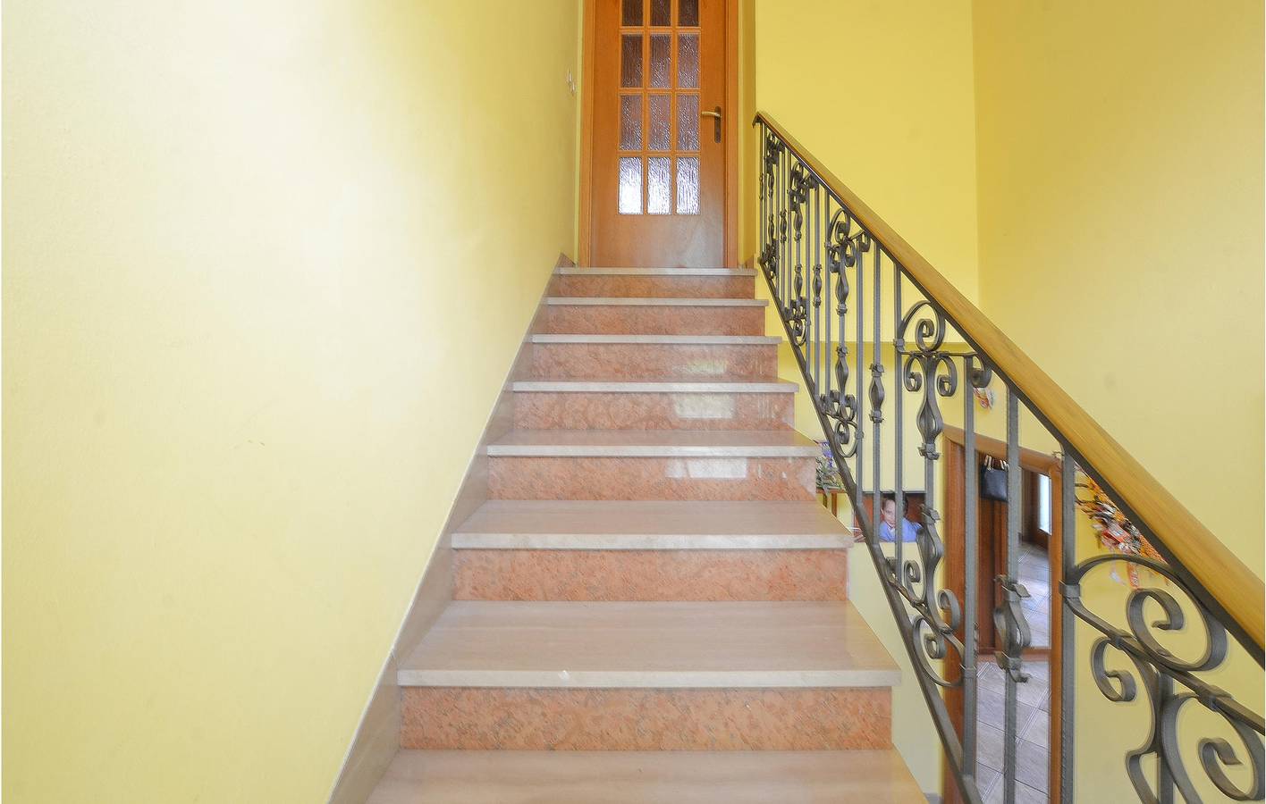 Ganze Ferienwohnung, Umzäunte Terrasse Apartment mit Küche in der Nähe von Torrente in Enemonzo, Südliche Karnische Alpen