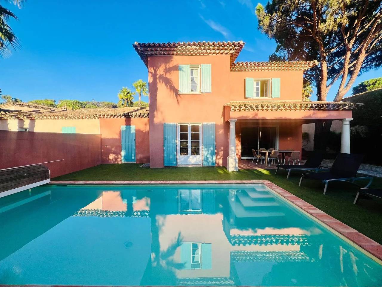 Villa Carré Beauchene in Sainte-Maxime, Côte méditerranéenne (France)