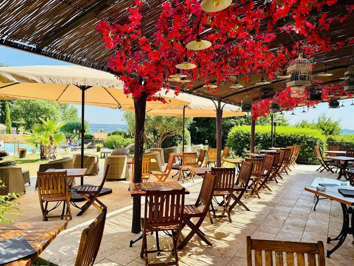 Cérès - Boutique-Hôtel & Spa - Élégance en Terre d'Uzès in Saint-Quentin-la-Poterie, Région de Nîmes