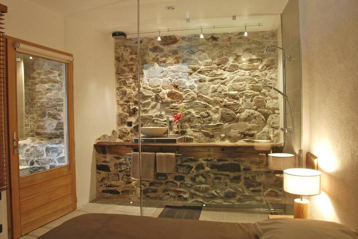 Location de vacances pour 2 personnes, avec Terrasse et Jardin à Châteauroux-les-Alpes - 4