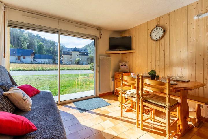 Entire holiday apartment, Appartement 6 personnes au calme proche centre Saint Lary village in Saint-Lary-Soulan, Pyrenees National Park