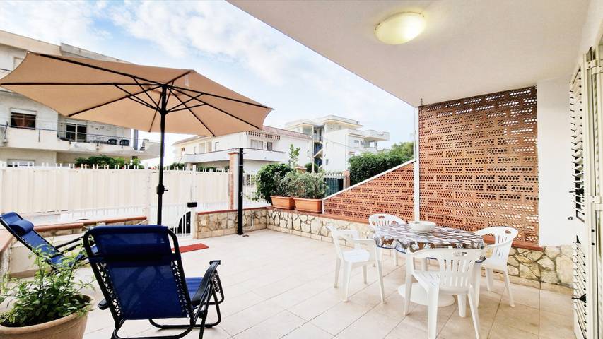 Location de vacances pour 5 personnes, avec jardin, animaux acceptés à Alcamo Marina - 2