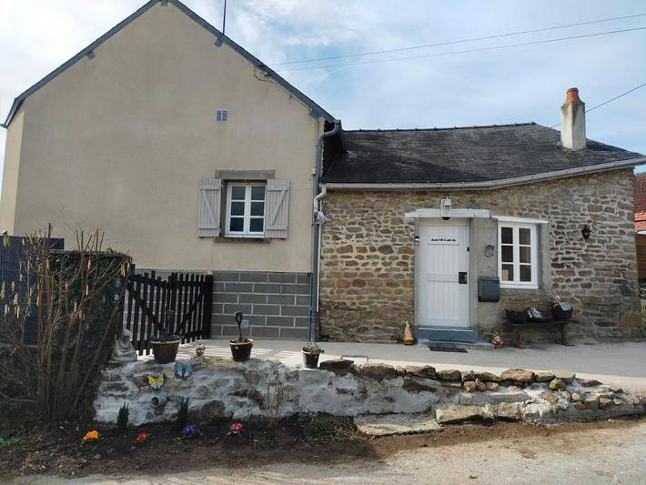 Location de vacances pour 4 personnes, avec vue et jardin à Crozant - 2