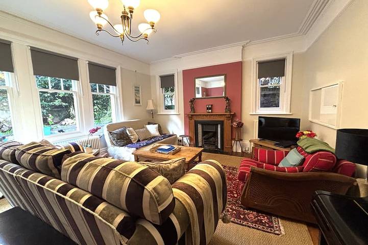 Apartment for 7 people, with terrace in Eastbourne