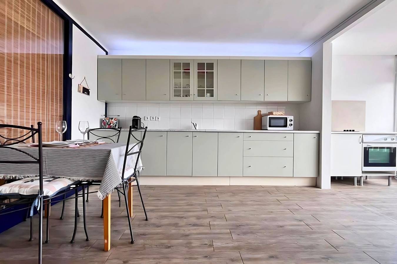 Apartamento entero, Apartamento de vacaciones para 2 personas con piscina in San Juan de Alicante, Costa Blanca