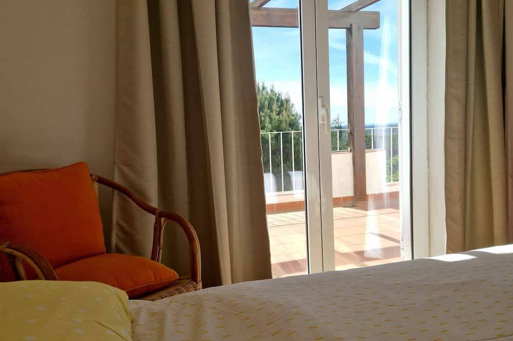 Villa con gran piscina, fantásticas vistas, cerca de playa y golf, parque natural y costa de Lisboa in Setubal, Parque Natural de Arrábida