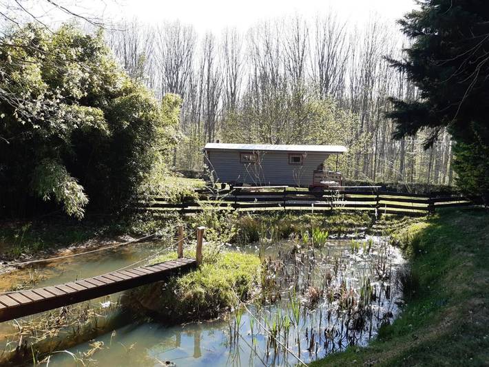 Tente pour 4 personnes, avec vue et jardin dans Saône-et-Loire - 2