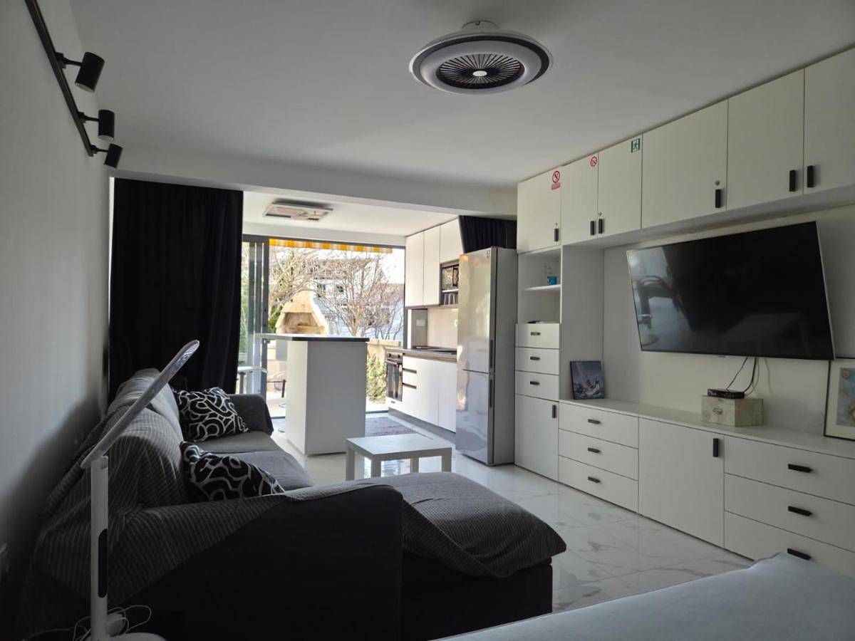 Ganze Wohnung, Stinica apartma Paradise in Jablanac, Naturpark Velebit