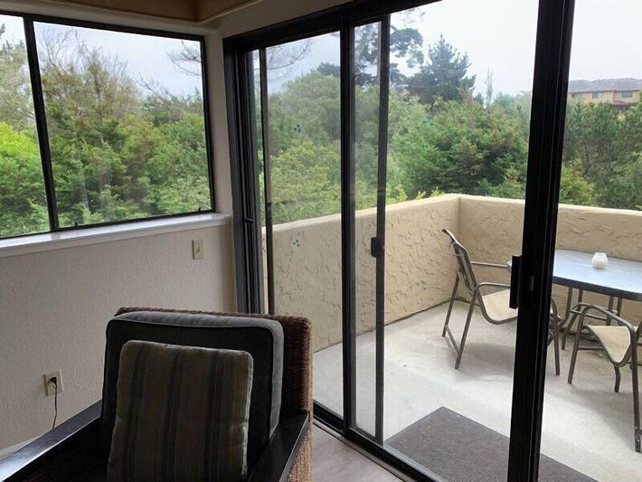 Vacation rental for 4 people, with balcony and pool as well as hot tub in Santa Cruz County