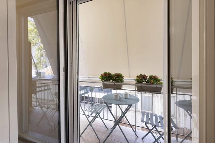Studio entier, -18·Elegant minimal studio in Kerameikos in Section centrale d'Athènes, Athènes