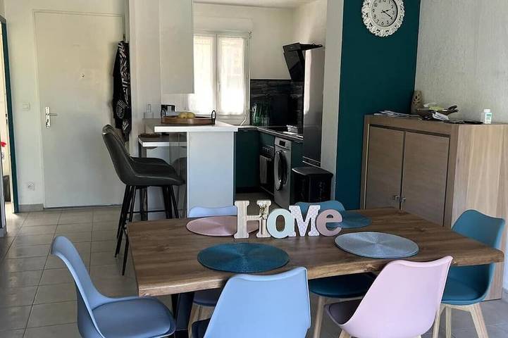 Location de vacances pour 6 personnes, avec piscine et terrasse dans Plage Venga Di L Oru Santa Maria Poggio