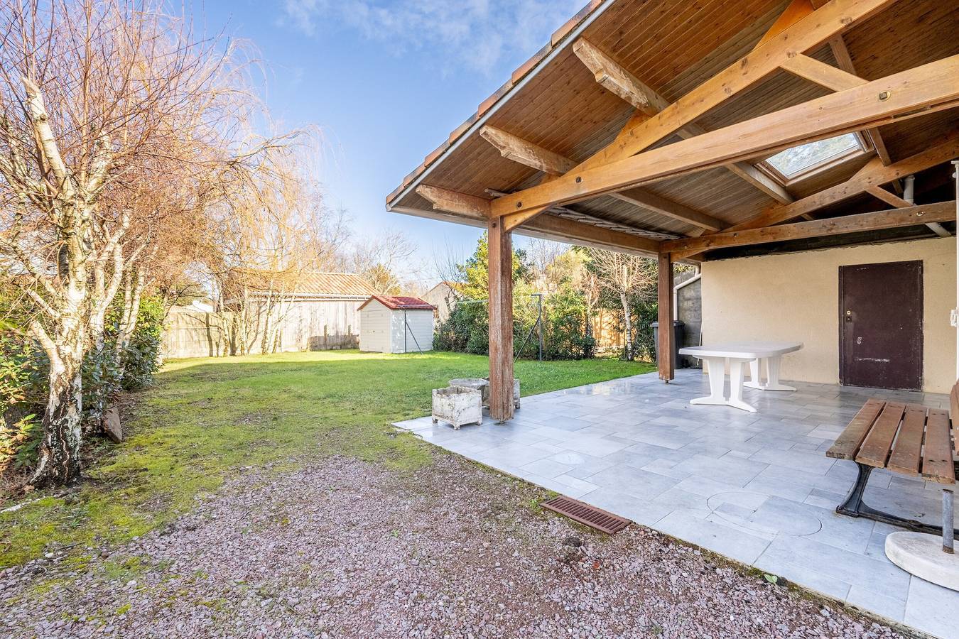 Meeresauszeit – mit privatem Garten und überdachter Terrasse für 12 Personen in La Bernerie-en-Retz, Côte de Jade