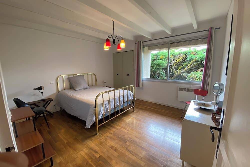 Le Gite de Terras - Piscine- Pool house - Parc in L'Honor-de-Cos, Tarn-et-Garonne