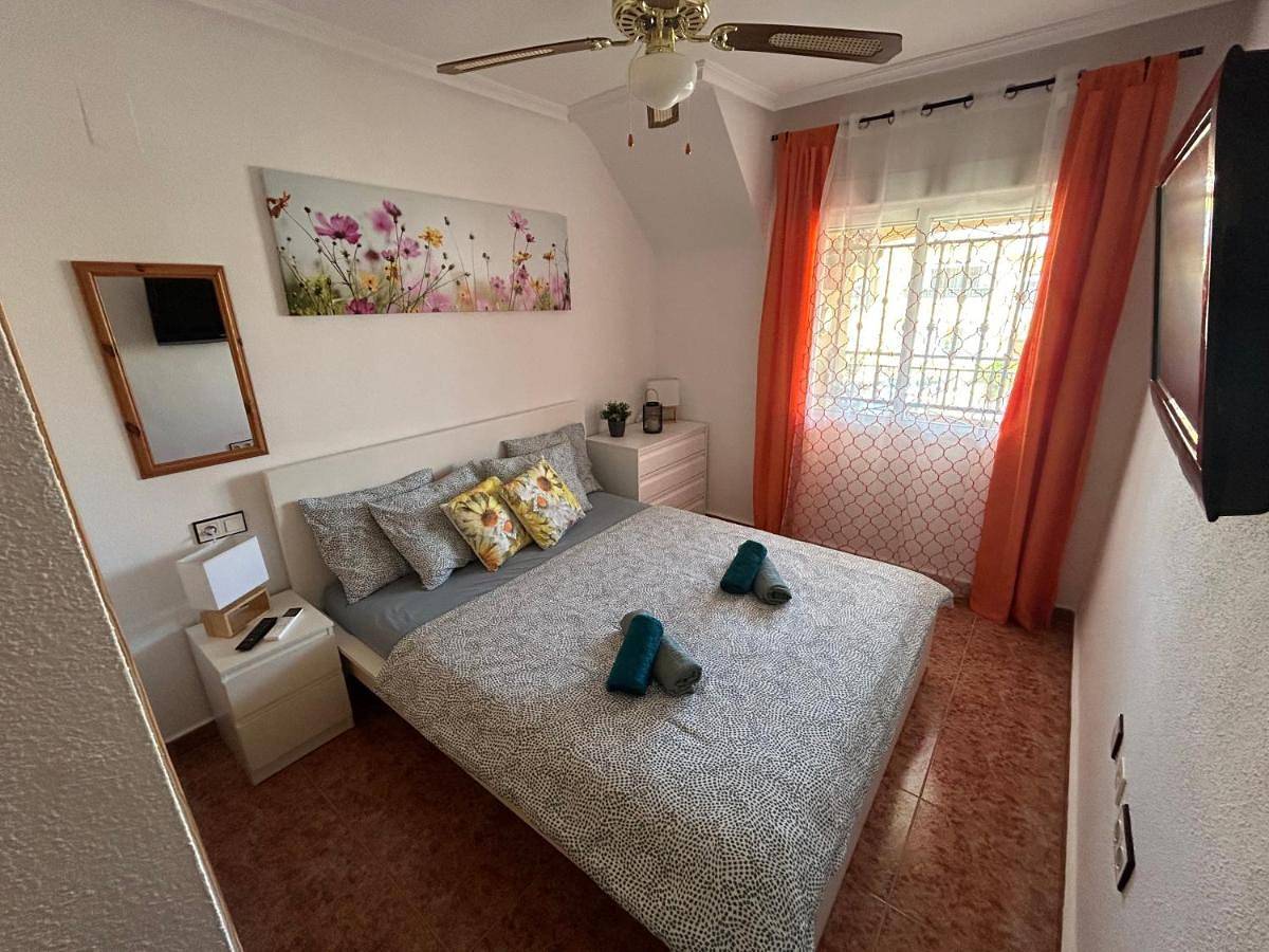 Ganze Wohnung, Sunny Home Costa Blanca in La Herrada, Los Montesinos