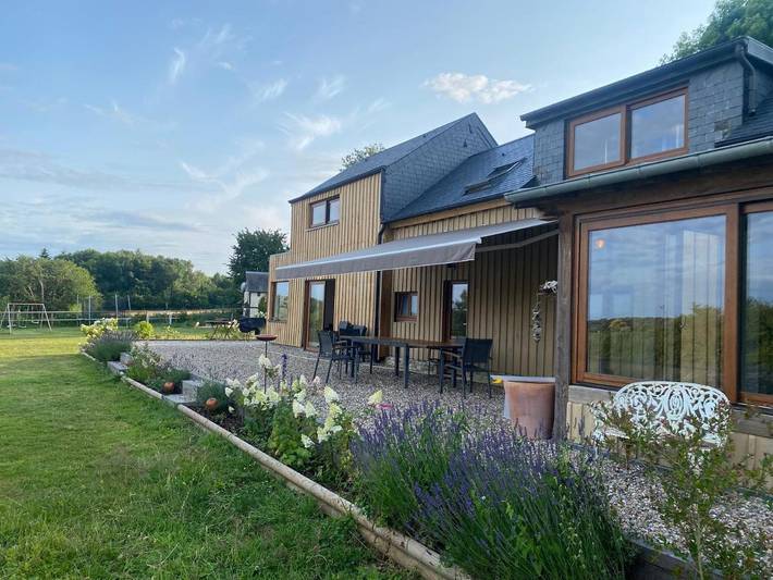 Location de vacances pour 9 personnes, avec jardin et vue à Saint-Gatien-des-Bois - 2