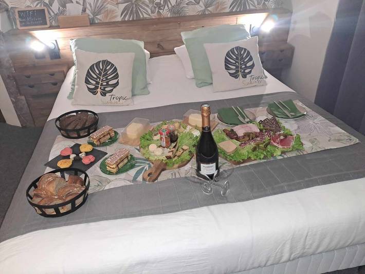 Chambre d’hôte pour 2 personnes, avec jardin et piscine dans Parc naturel régional Périgord-Limousin - 4