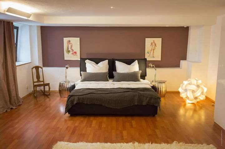 Ganze Wohnung, Lovely apartment in the heart of Munich: newly renowned remodeled! in München Isarvorstadt, München