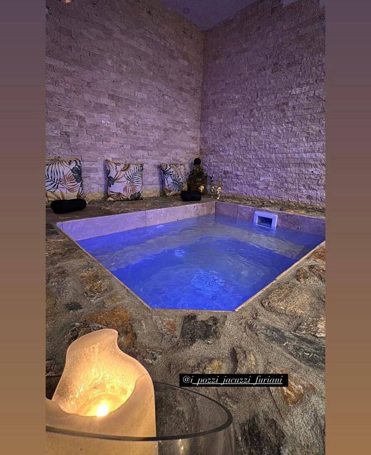 Appartement entier, I pozzi jacuzzi furiani love room haute corse in Furiani, Cap Corse