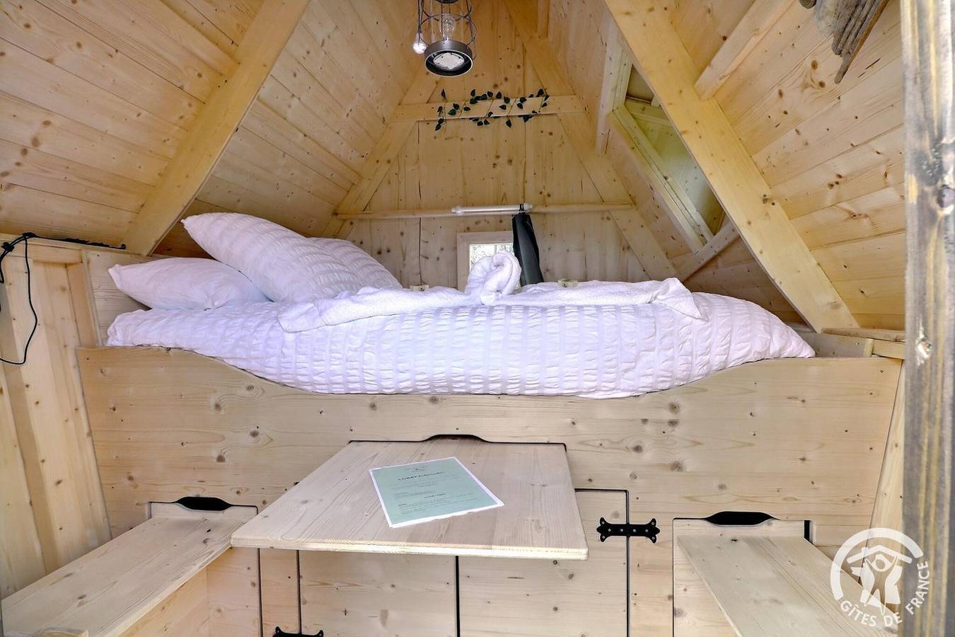 Cabanes - Les Insolites de Sophie - Cabane Troll in Boisgervilly, Région de Rennes