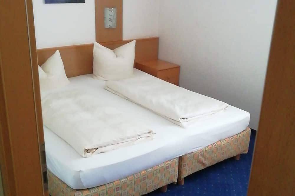 Entire apartment, Appartement mit Anbindung Direkt ans Hotel in Regensburg, Eastern Bavaria