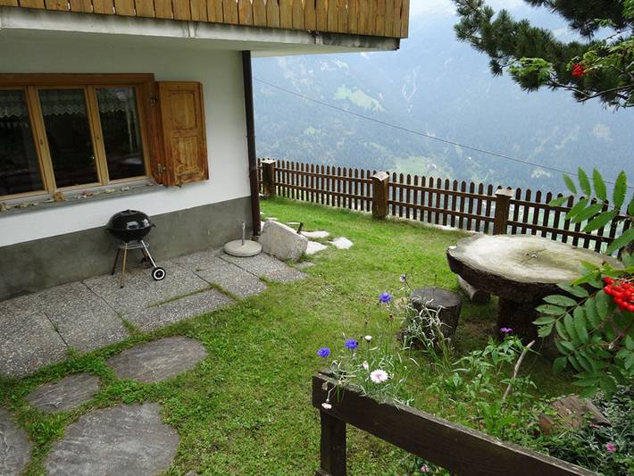Ganze Ferienwohnung, Tgea Beala Vesta - 5-Bettwohnung in Muntogna da Schons, Hinterrhein