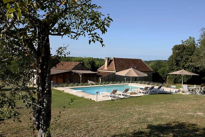 Gîte pour 8 personnes, avec piscine