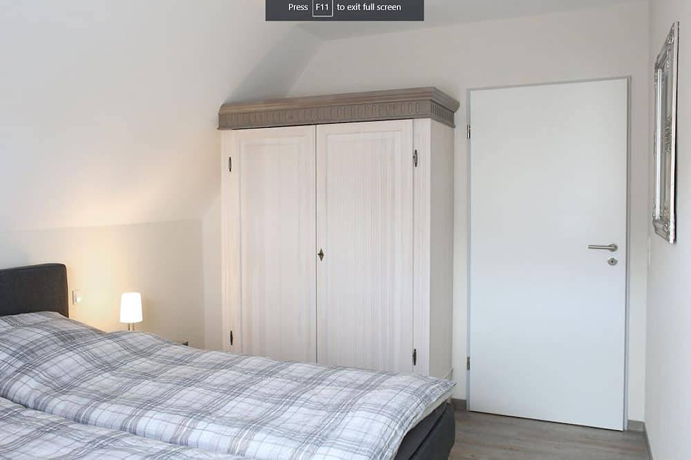 Ganze Wohnung, Ferienwohnung mit beheiztem Innenpool und Sauna - Haus Meta Whg. 3 in Weener, Emsland