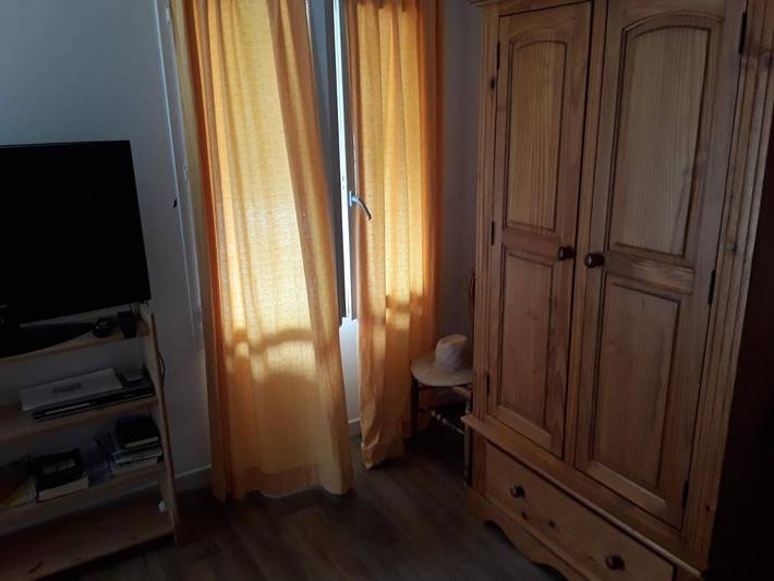 Location de vacances pour 2 personnes, avec jardin ainsi que piscine et vue, animaux acceptés à Santa-Maria-di-Lota - 3