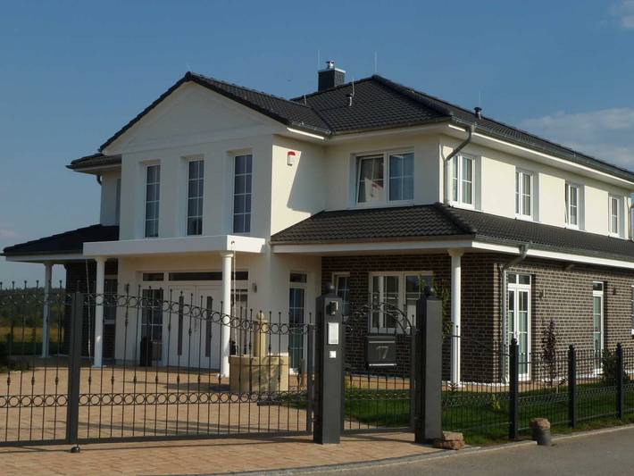 Ferienwohnung für 3 Personen, mit Terrasse und Garten sowie Ausblick, kinderfreundlich