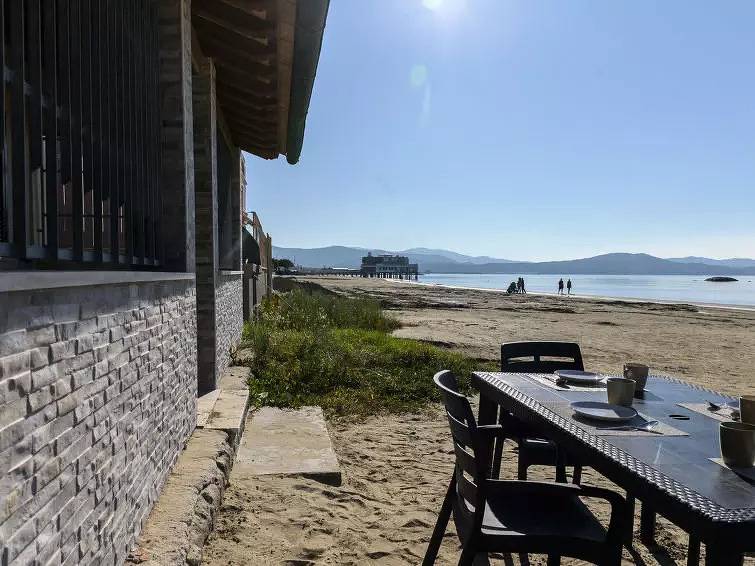 6 personas in Follonica, Costa Etrusca