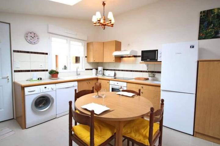 Location de vacances pour 2 personnes, avec piscine ainsi que jacuzzi et jardin à Saint-Martin-sur-Oust - 4