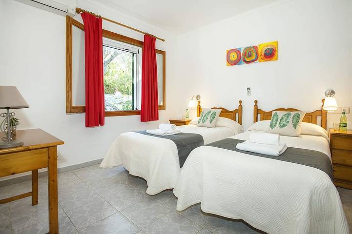 Villa für 6 Personen, mit Garten in Las Palmeras - 4