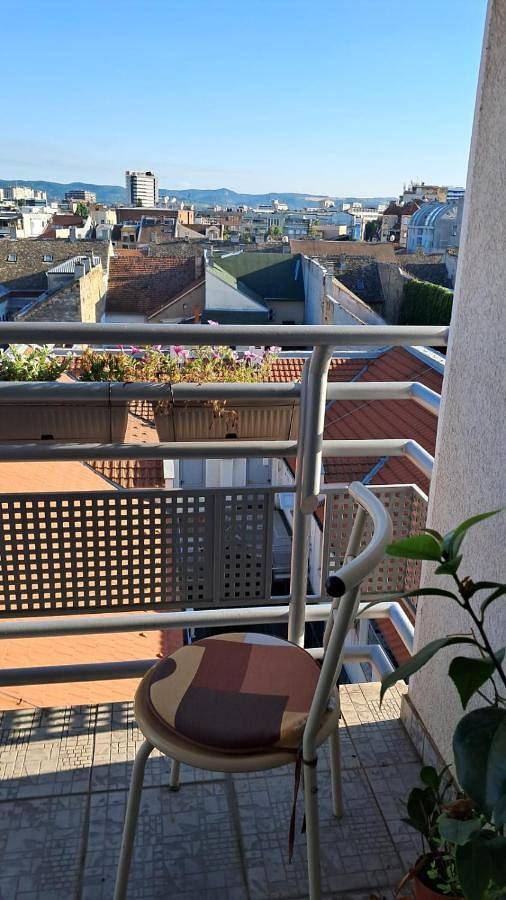 Ferienwohnung für 3 Personen, mit Ausblick und Balkon - 1