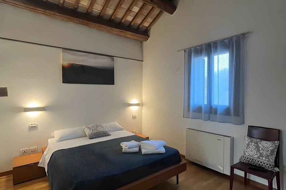 Apartamento entero, Apartamento 'Osteria Locanda Veneta' con terraza compartida, Wi-Fi y aire acondicionado in Mirano, Provincia de Venezia